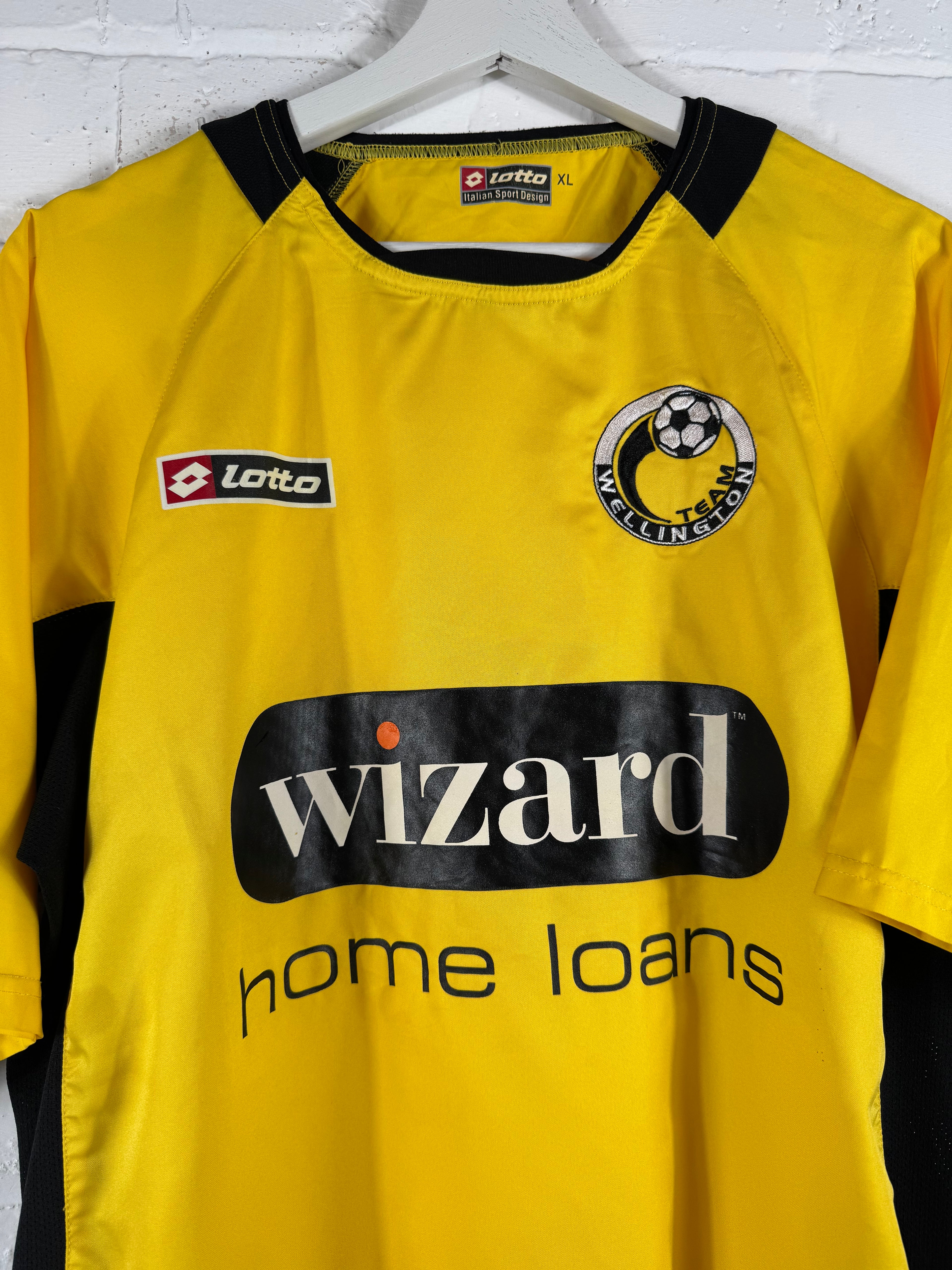 2004 / 05 Team Wellington FC Home Lotto XL Football Shirt