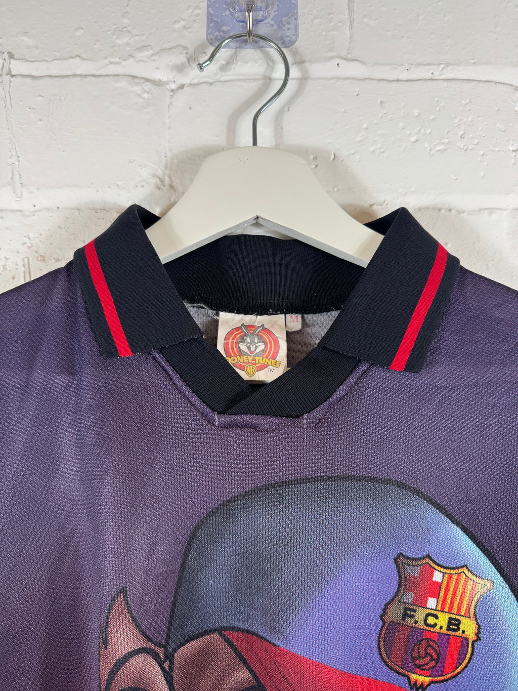 1998 FC Barcelona Taz Looney Tunes football shirt medium