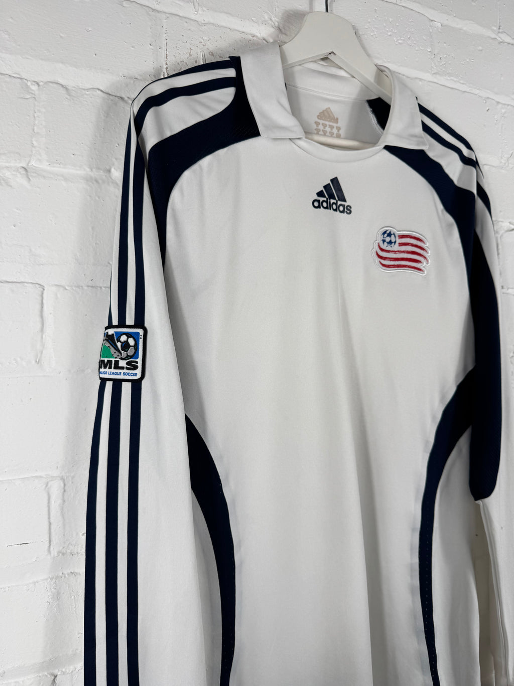 2008 / 09 New England Revolution Away Adidas Medium Football Shirt Long Sleeve Player Spec