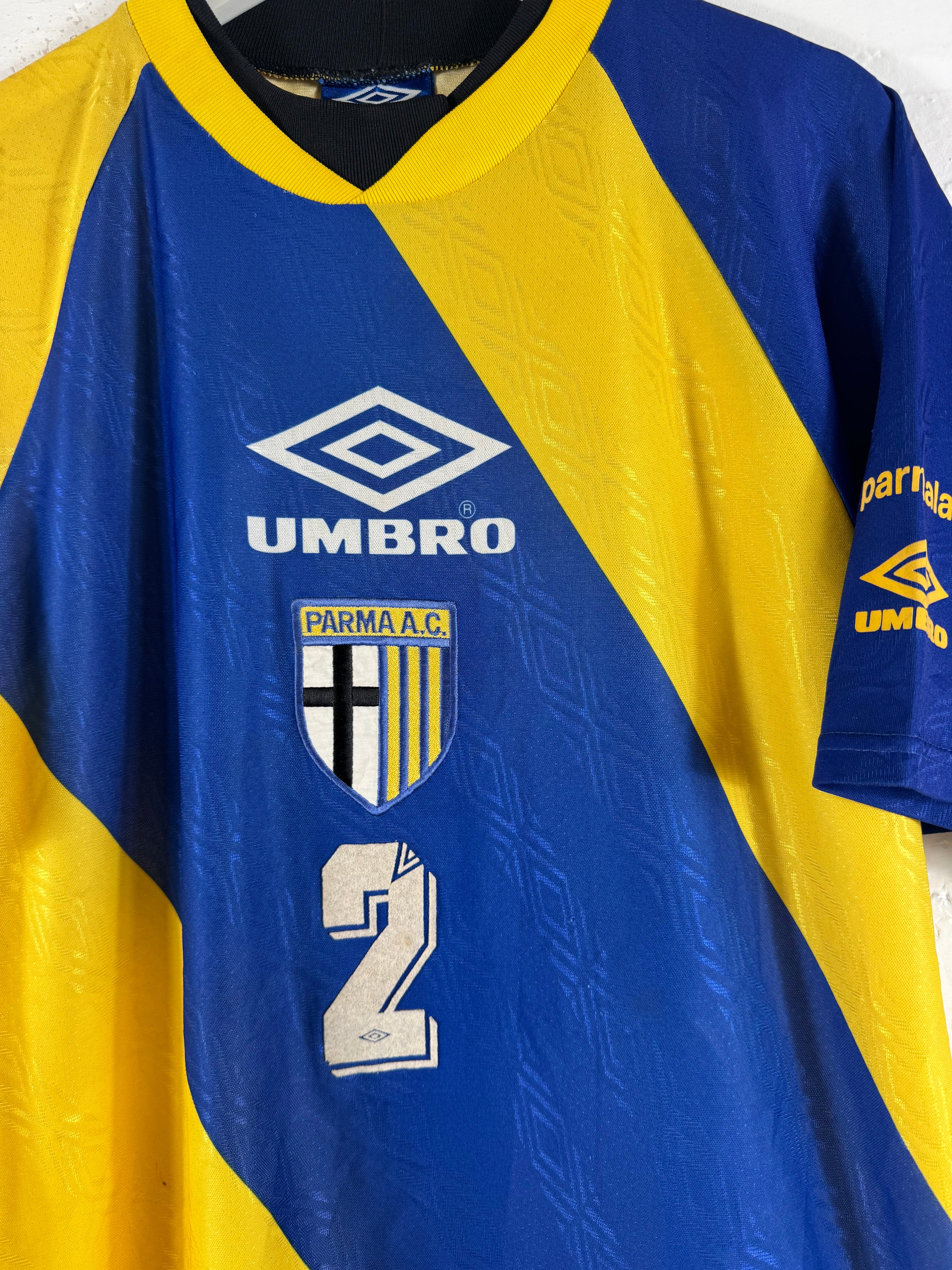 1993 - 95 Parma training football shirt Umbro medium