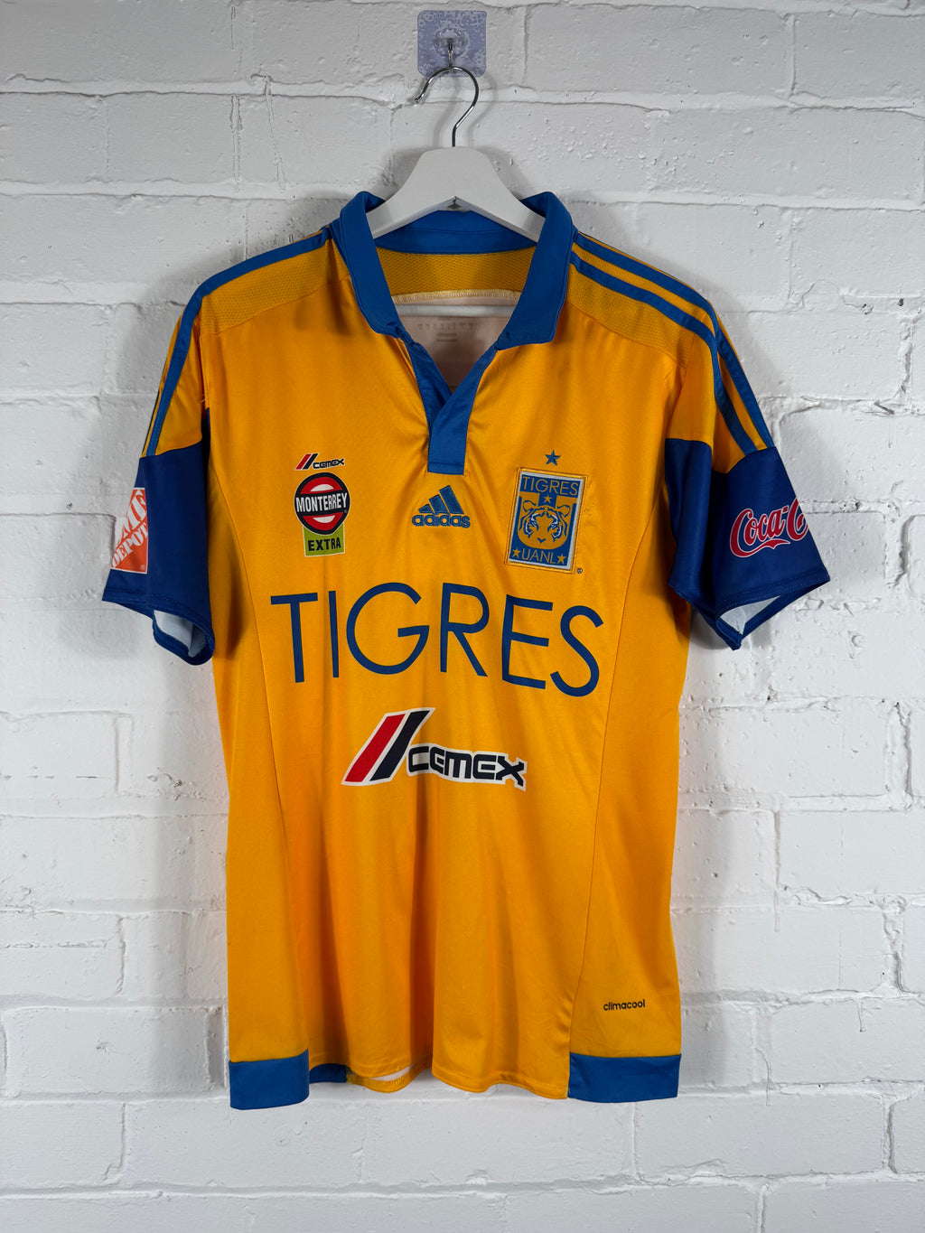 2015 / 16 Tigres UANL Home Adidas Small Football Shirt Gignac 10
