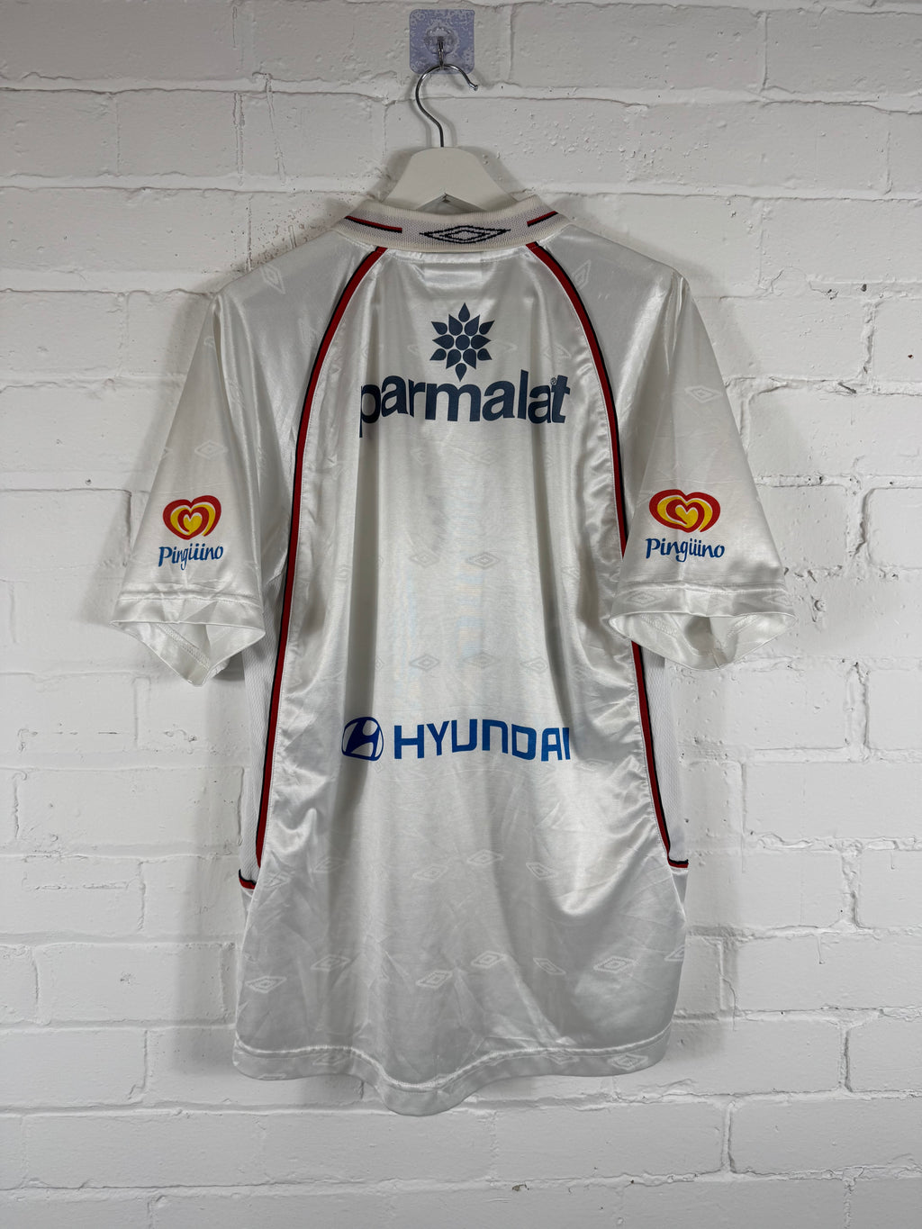 2002 LDU Quito Home Umbro Large Football Shirt