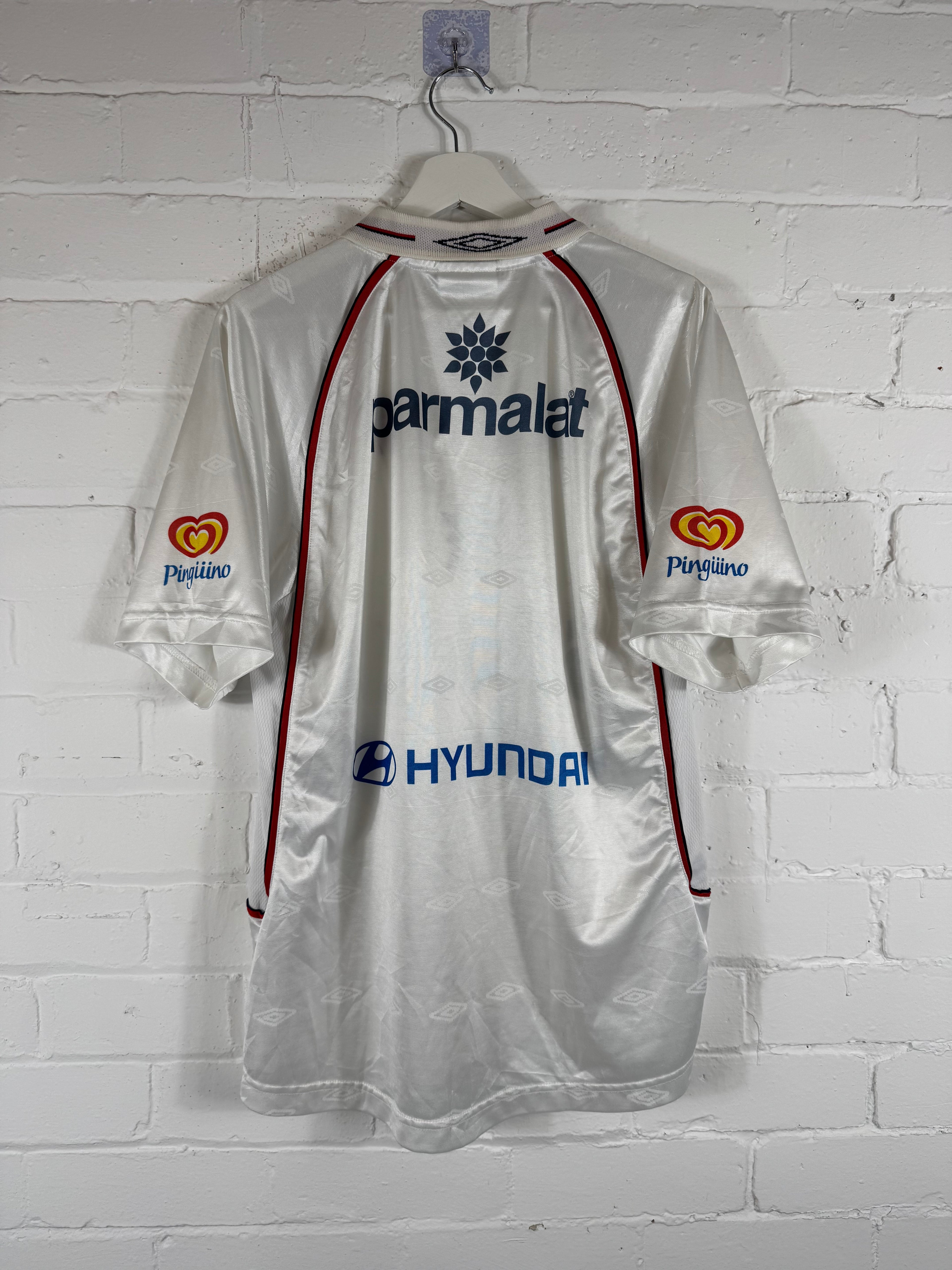 2002 LDU Quito Home Umbro Large Football Shirt