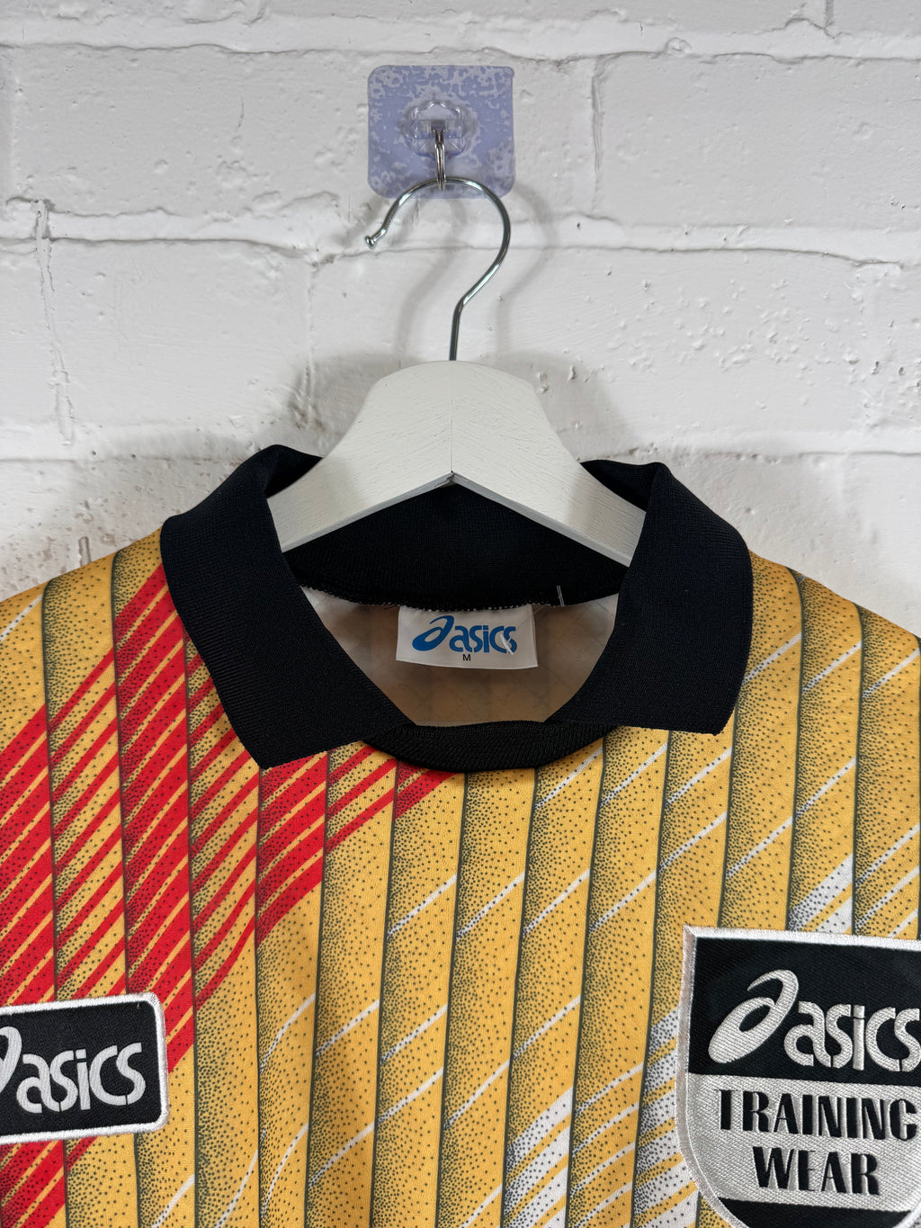 1995 - 96 Portsmouth FC training goalkeeper football shirt ASICS medium
