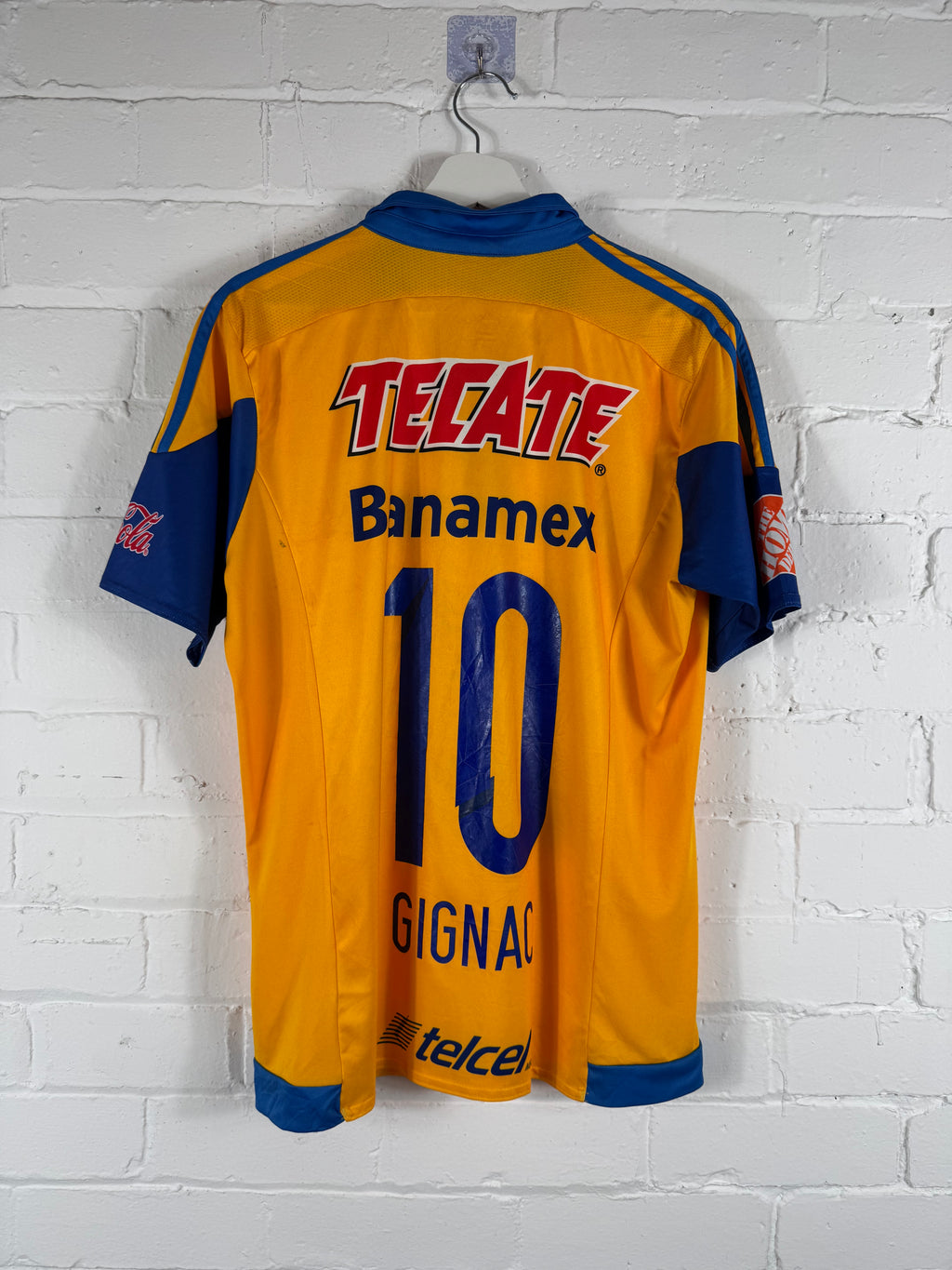 2015 / 16 Tigres UANL Home Adidas Small Football Shirt Gignac 10