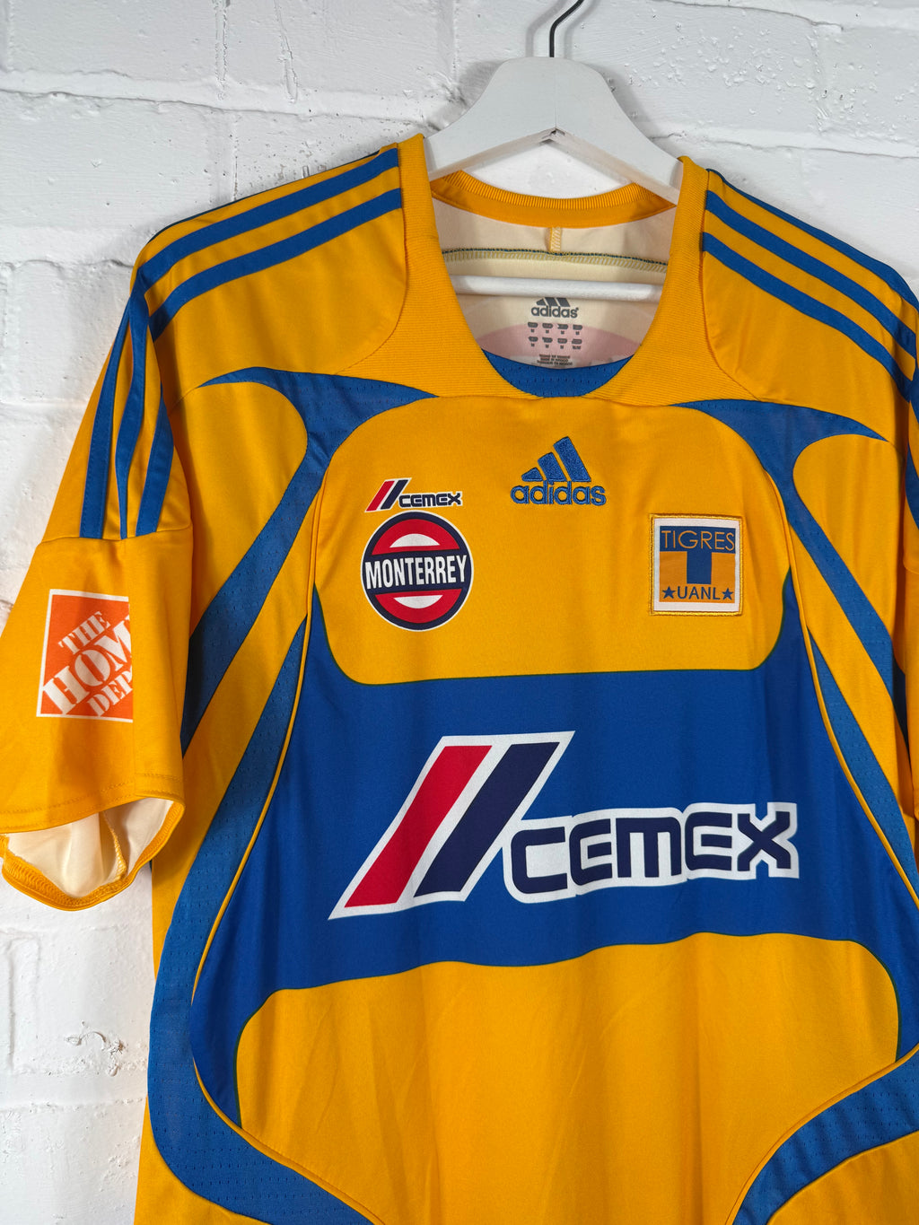 2007 / 08 Tigres UANL Home Adidas Medium Football Shirt Molina 43 Player Spec