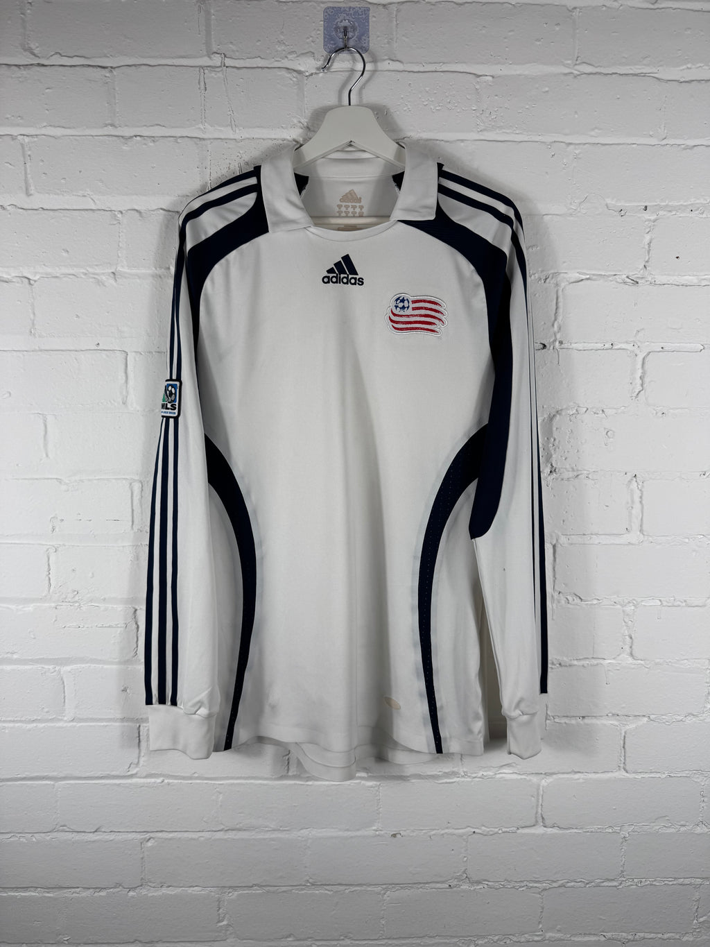 2008 / 09 New England Revolution Away Adidas Medium Football Shirt Long Sleeve Player Spec
